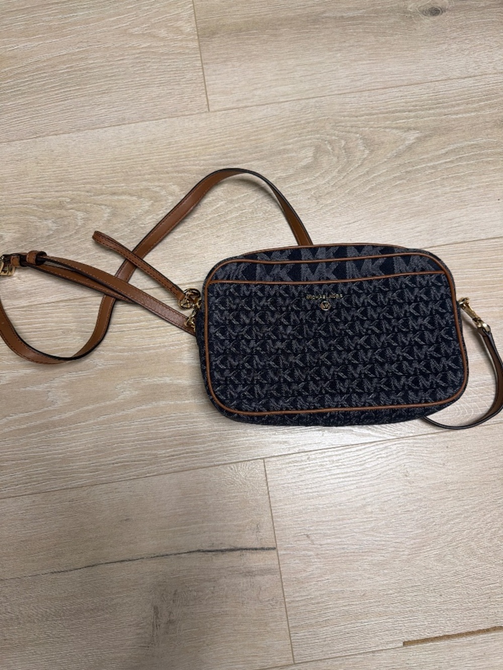Michael Kors Crossbody Bag